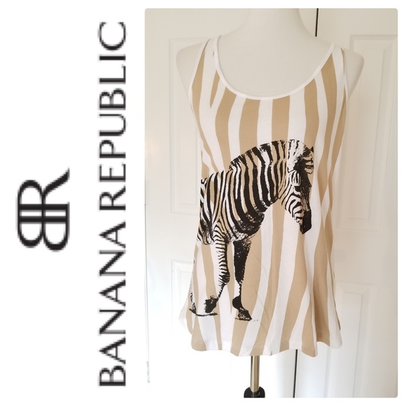 Banana Republic Tops - ⬇️CLEARANCE Banana RepublicTank NWOT!